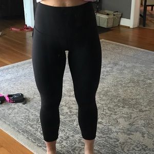 Lululemon crop